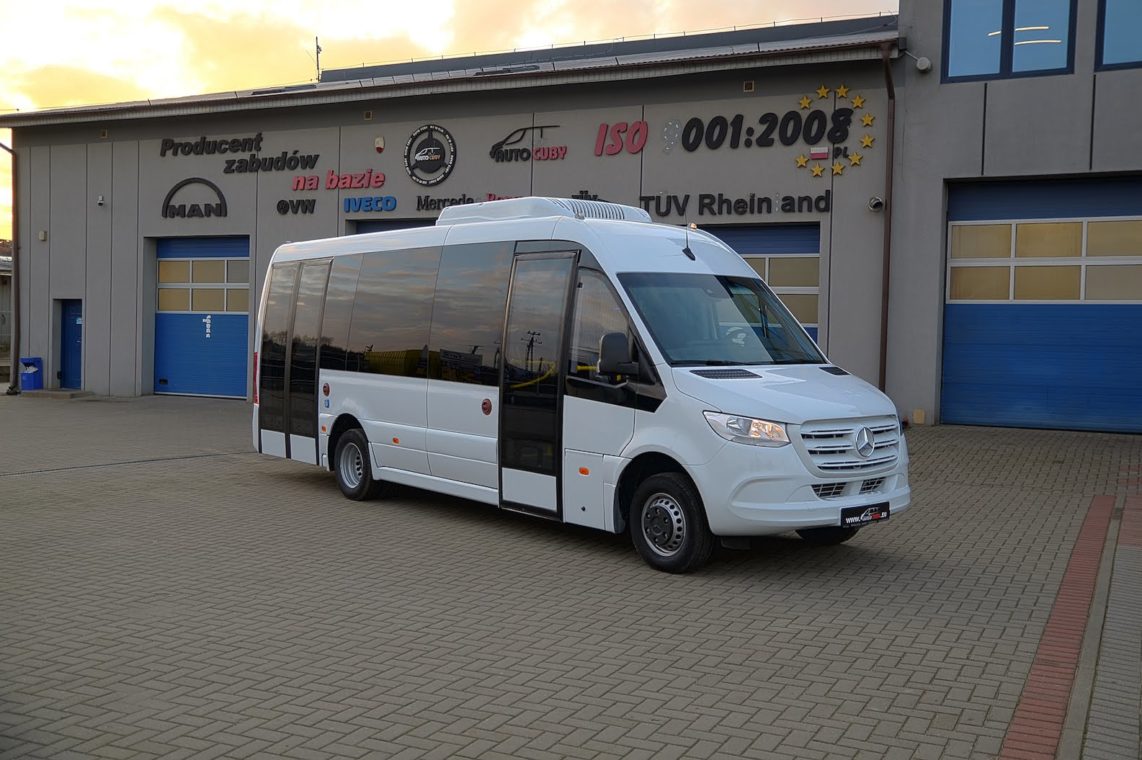 Mercedes Benz Sprinter Cuby Bus