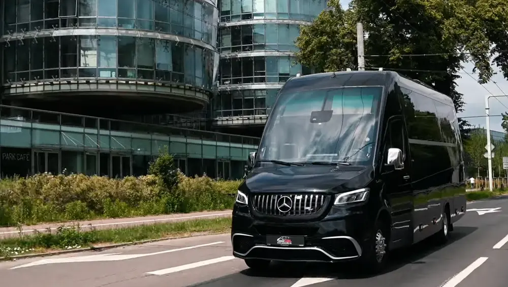 Превью видео Sprinter Tourist Line HD